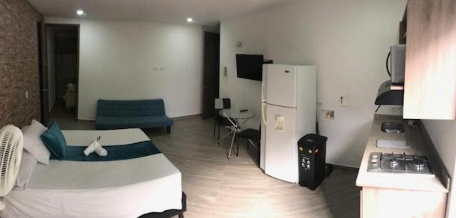 Apartahotel Avanti 메딜린 외부 사진