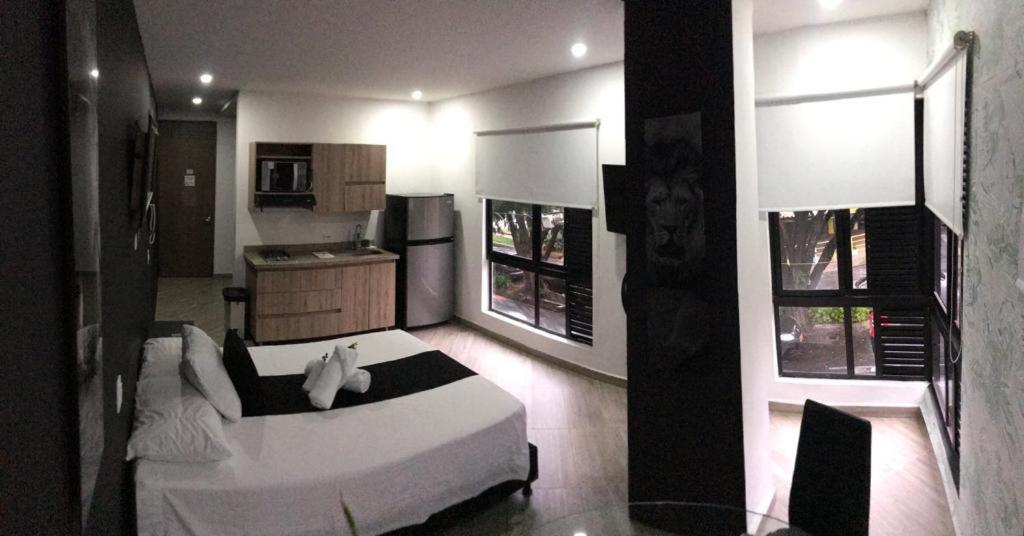 Apartahotel Avanti 메딜린 외부 사진